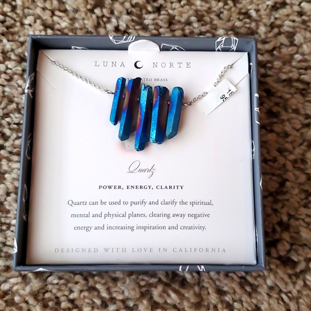Luna Norte necklace